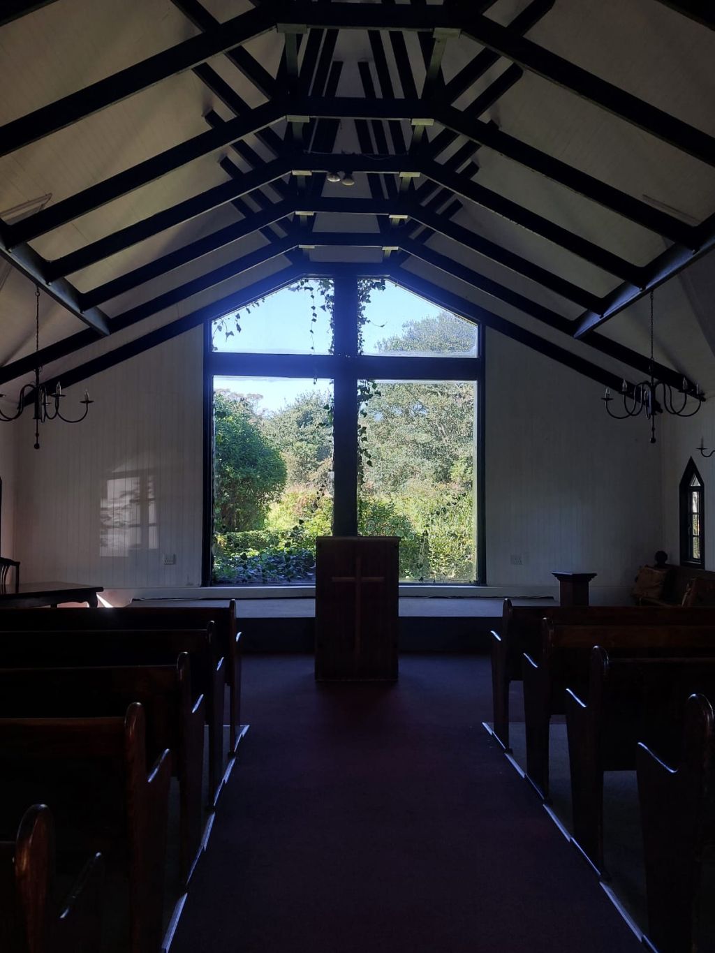 Kaapsehoop church inside